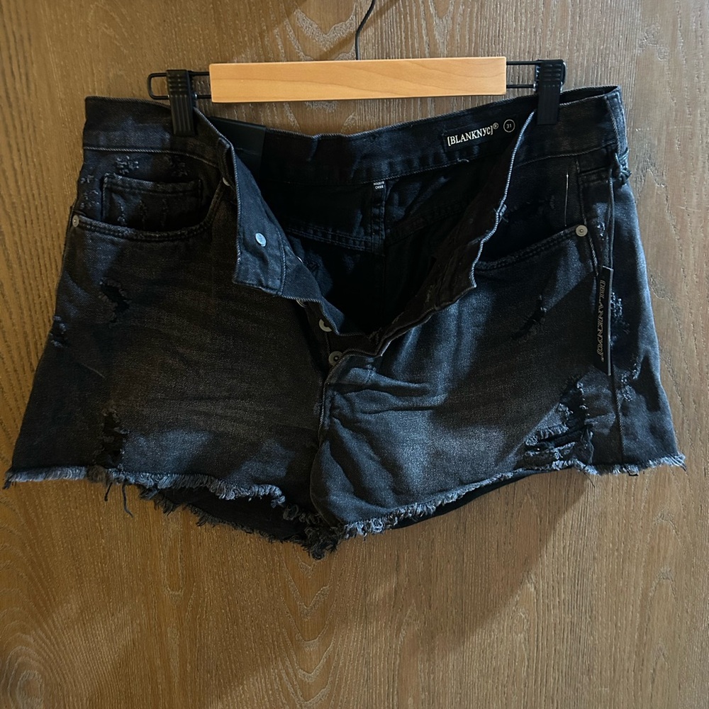 Women’s Blank NYC Black Distressed Denim Shorts-Size 31-NWT